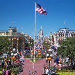 Main Street is starting to fill up with 40th anniversary revelers. (Photo by Hurricane Hayward - Oct. 1, 2011)
