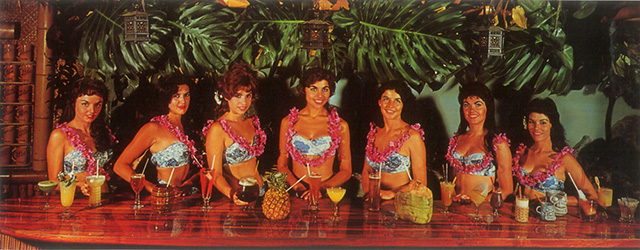 The Piña Passion is front-and-center in this early postcard photo taken in the Surfboard Bar. (MaiKaiHistory.com)