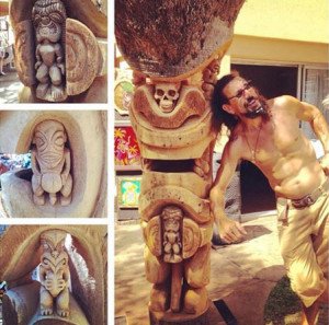 Crazy Al Evans shows off his 200th carving at Tiki Oasis 15. (Facebook photos)